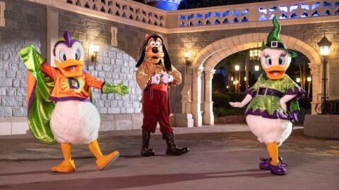 Entertainment schedules and character and treat locations released for Disney’s Boo Bash
