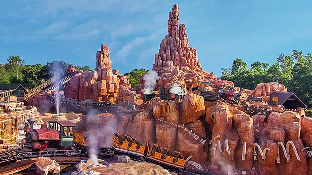 This sneak peek of the new Mickey Mouse Main Attraction Set is the wildest in the wilderness