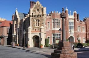World Showcase Storytellers And The Customs Of Christmas: United Kingdom