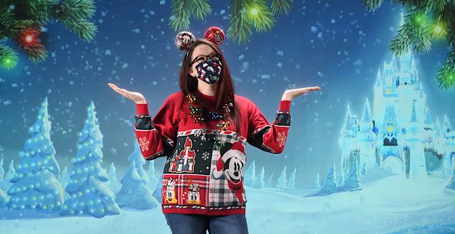 Festive Holiday Disney Photo Ops