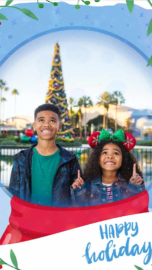 Check out all the new Festive Holiday Disney Photo Ops