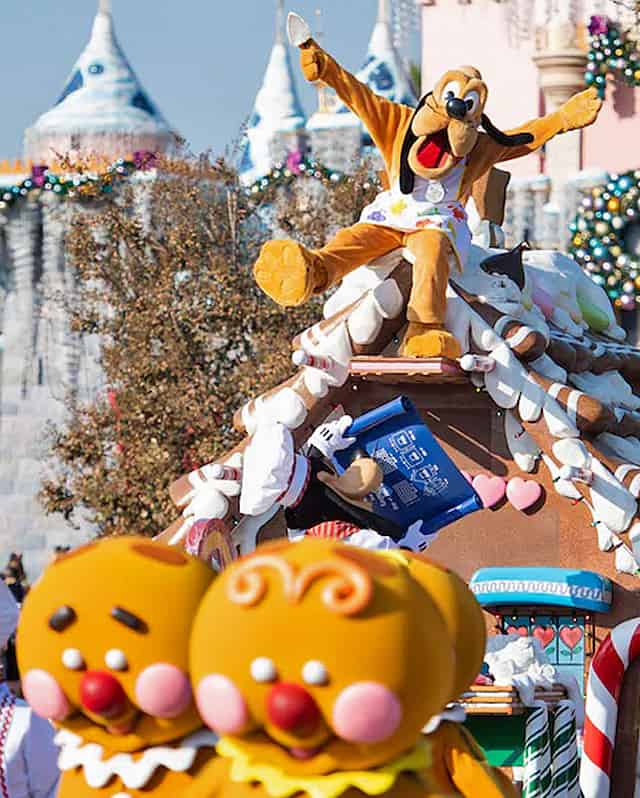 Everything you need to know to watch Disney's Christmas Parade at home