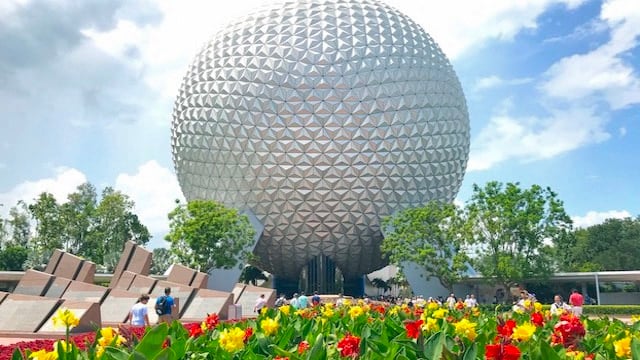 Modified Epcot Entertainment Act Returns to Normal at Disney World