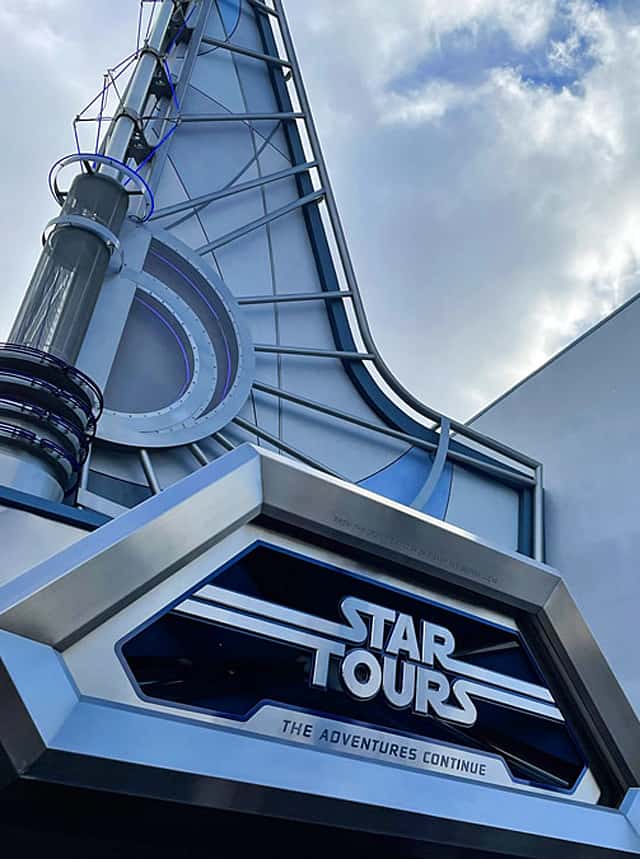 Star Tours Celebrates 35 Wonderful Years in Disney Parks
