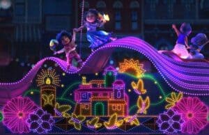 Breaking: Disney entertainment returns and this parade has a new ending!
