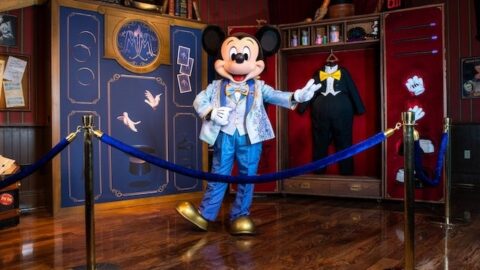 New Signs Point to Possible Return of Regular Character Interactions at Disney World