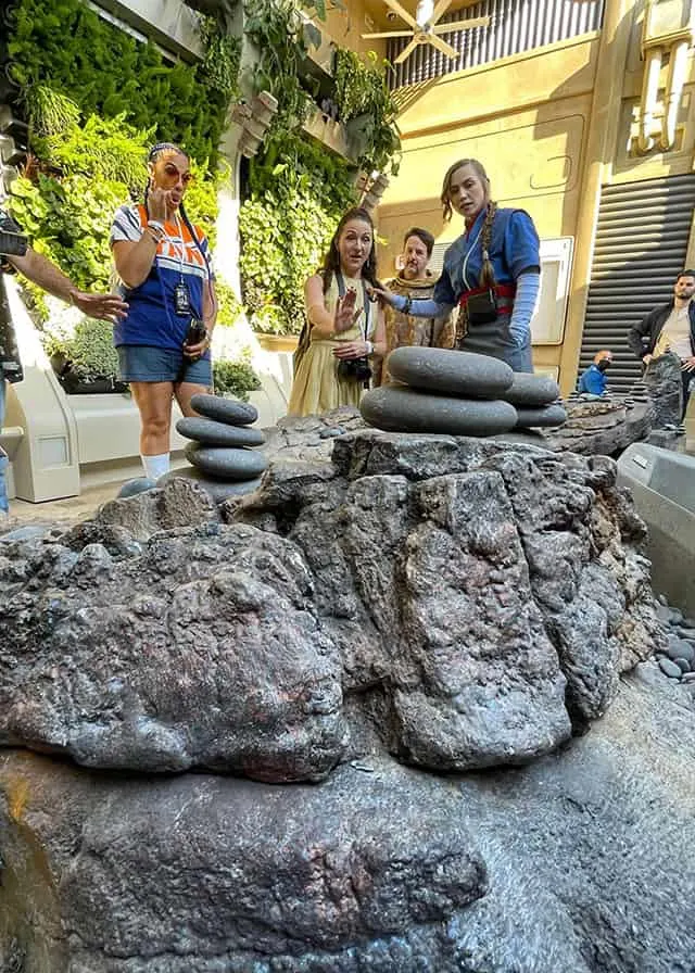 Balancing rocks onboard the Galactic Starcruiser