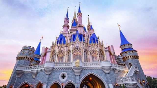 A Possible Emergency Evacuates Magic Kingdom's Cinderella Castle