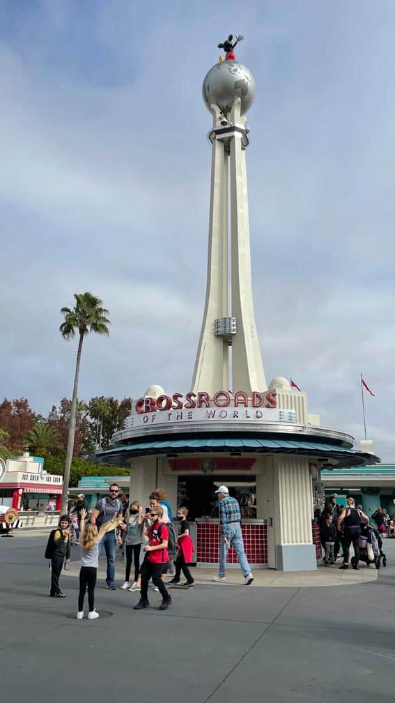 Theme Park Reservations Automatically Removed for Select Guests