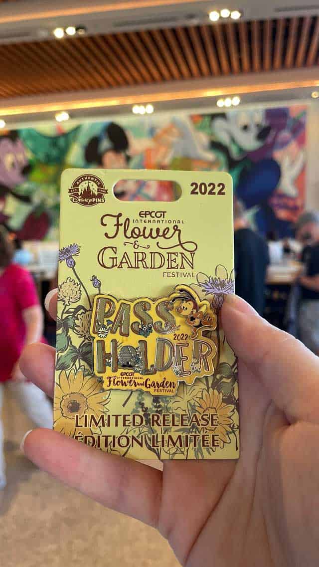 https://www.kennythepirate.com/wp-content/uploads/2022/03/Spike-Pin-Passholder.jpg