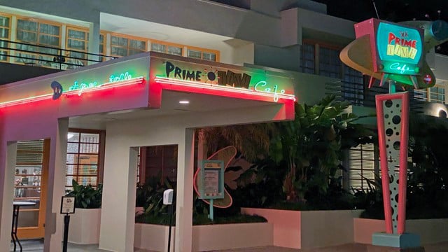 Disney's 50's Prime Time Cafe adds new food!