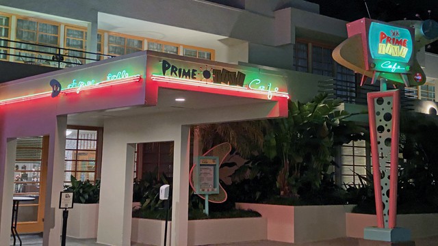 Disney's 50's Prime Time Cafe adds new food!