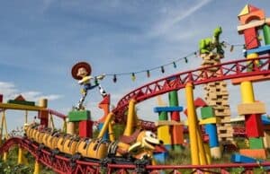 When can guests enjoy new seating at Woody's Lunchbox in Disney's Hollywood Studios?