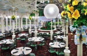 New clues may indicate changes at The Crystal Palace in Magic Kingdom