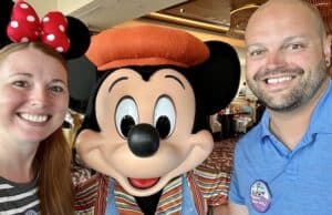 5 reasons couples need to visit Disney without their kids