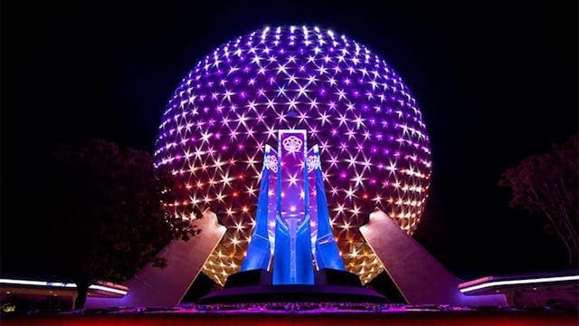 EPCOT Fan Syncs Backpack To Spaceship Earth Light Show