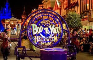 PHOTOS: The Disney World Halloween parade ends in chaos as float derails