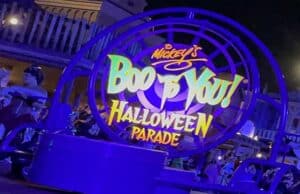 Top 5 Reasons why you may NOT want to arrive early to Mickey's Not So Scary Halloween Party