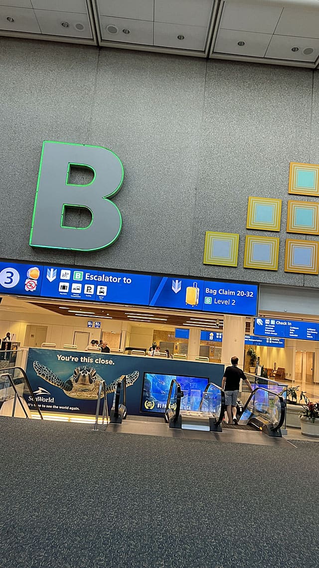 Orlando International Airport on X: Curbside Update: Terminal Valet parking will only be available on Departures Level of Terminal B, until further notice. 🚘 / X