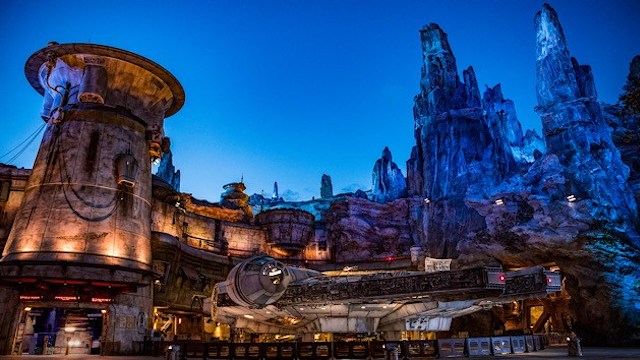 You need to read this before your next trip to Galaxy's Edge at Walt Disney World