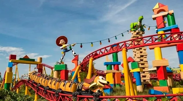 NEW: Showtimes for returning Toy Story Land Entertainment