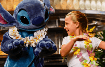 Full review: Characters are back at Disney World's 'Ohana breakfast!