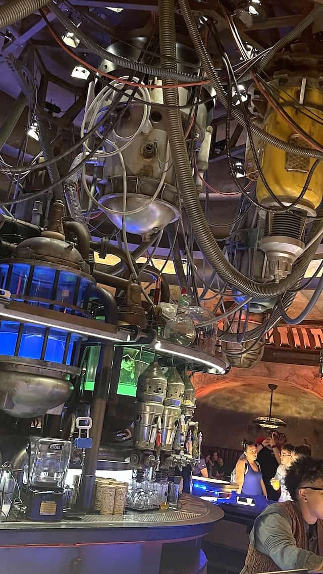 https://www.kennythepirate.com/wp-content/uploads/2022/11/Ogas-Cantina-3-1.jpg