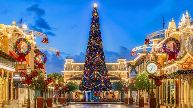 Top 10 reasons to love Disney's Magic Kingdom this Christmas