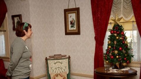 REVIEW: Step inside Walt’s apartment with this new tour