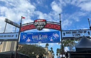 A Full Review Of The NEW Virtual Queue for the runDisney Merchandise Shop