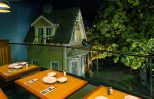 Review of the Candlelight Processional Dining Package at Garden Grill