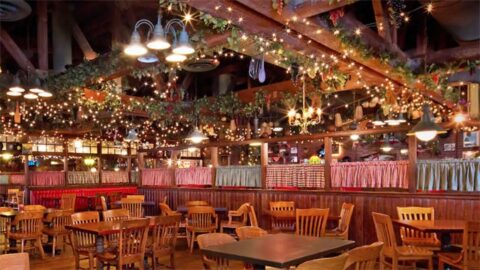 People evacuated out of a restaurant at Disney’s Hollywood Studios