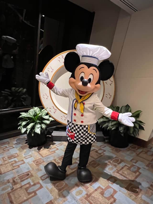 Chef-Mickey.jpg