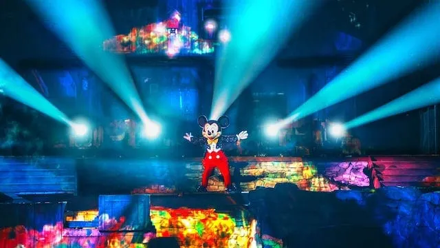 Fantasmic! Showtimes Are Now Delayed Even Longer