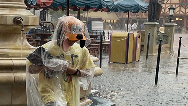 Severe Weather Warning Now in Effect at Disney World