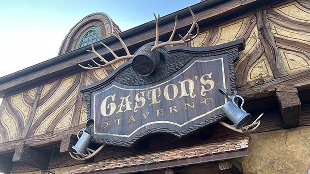 The Disney World snack and returning dessert you do not want to miss
