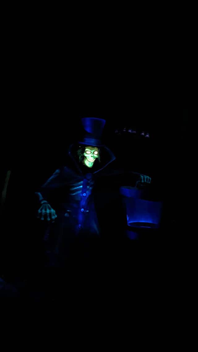 hatbox ghost head