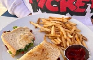 Review: Good Old Fashioned Grub at the Carnation Cafe