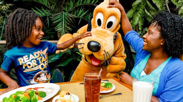 Everything you need to know about the Disney Dining Plan