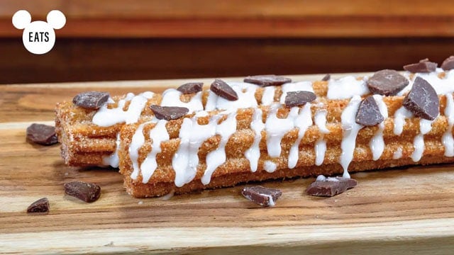 Here is where to find new and current Disney churros including the BEST ones