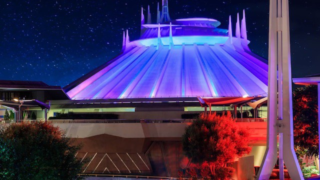Video of Guests jumping off Space Mountain attraction has surfaced