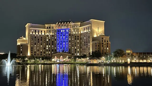 Disney World Guide: Deluxe Accommodations at a Moderate Resort