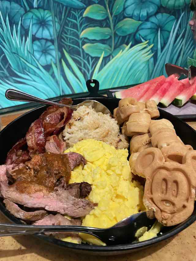 A Review of Garden Grill's New Character Breakfast Menu