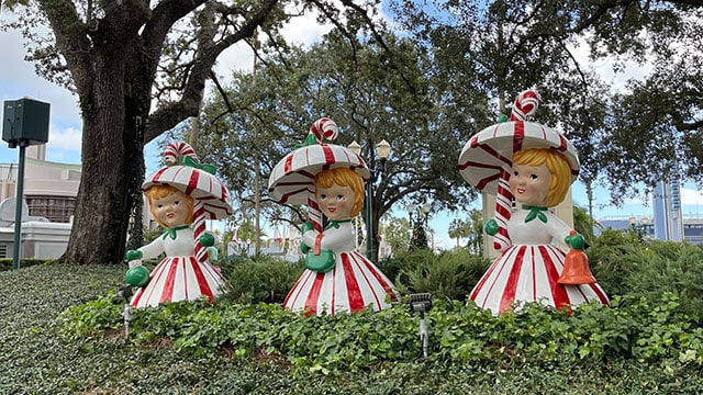 Holiday Decor Begins to Arrive at Disney World