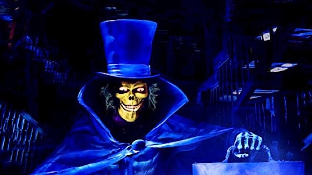 This Hatbox Ghost souvenir materializes to the delight of fans
