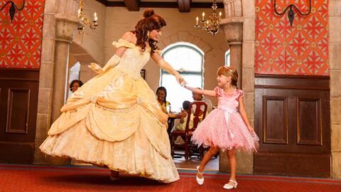 Which Disney Restaurant has the BEST Princess Dining Experience