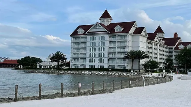 Photos: Grand Floridian Lobby Refurbishment is Complete