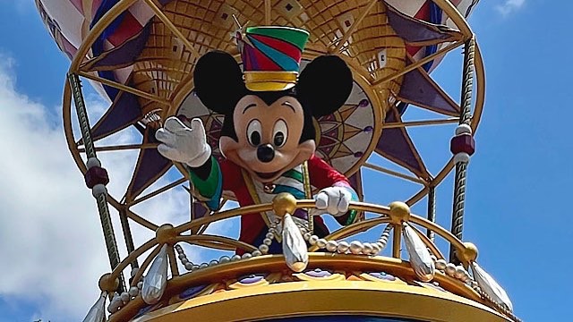 Disney World Changes the Festival of Fantasy Schedule
