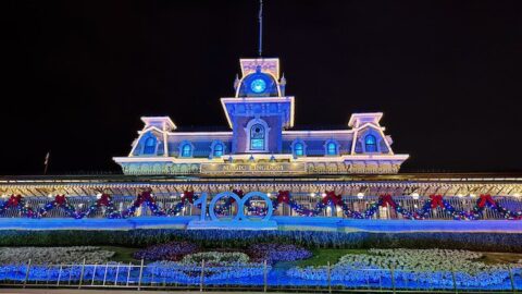 Later Evening Hours Continue at Disney World as Holidays Approach
