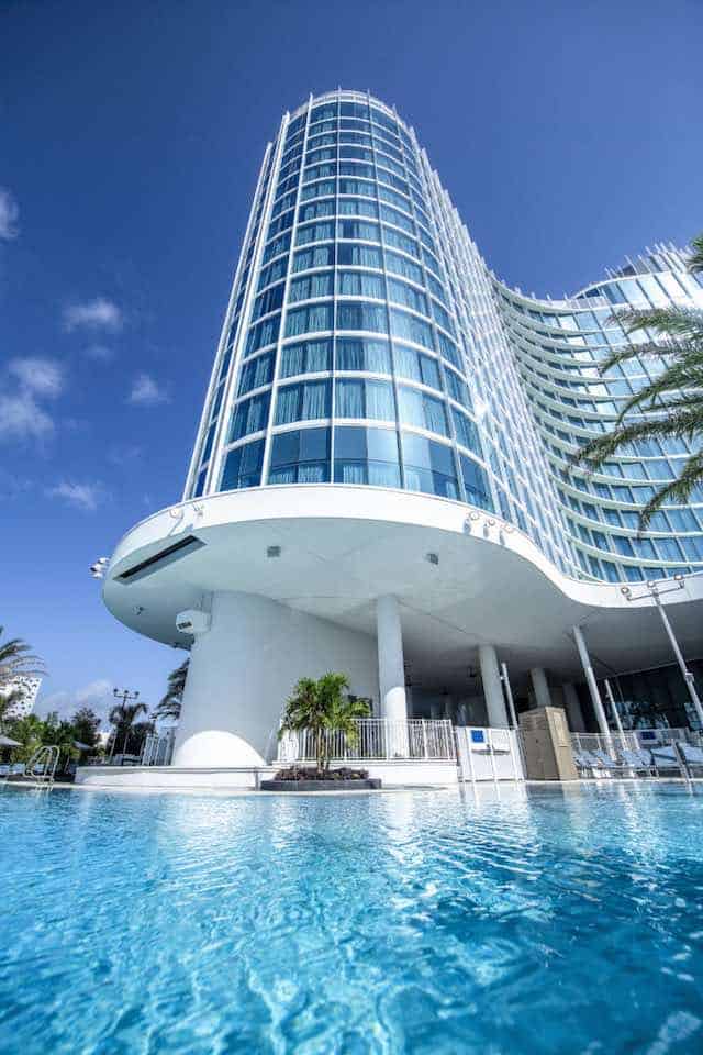 Universal Adventura pool